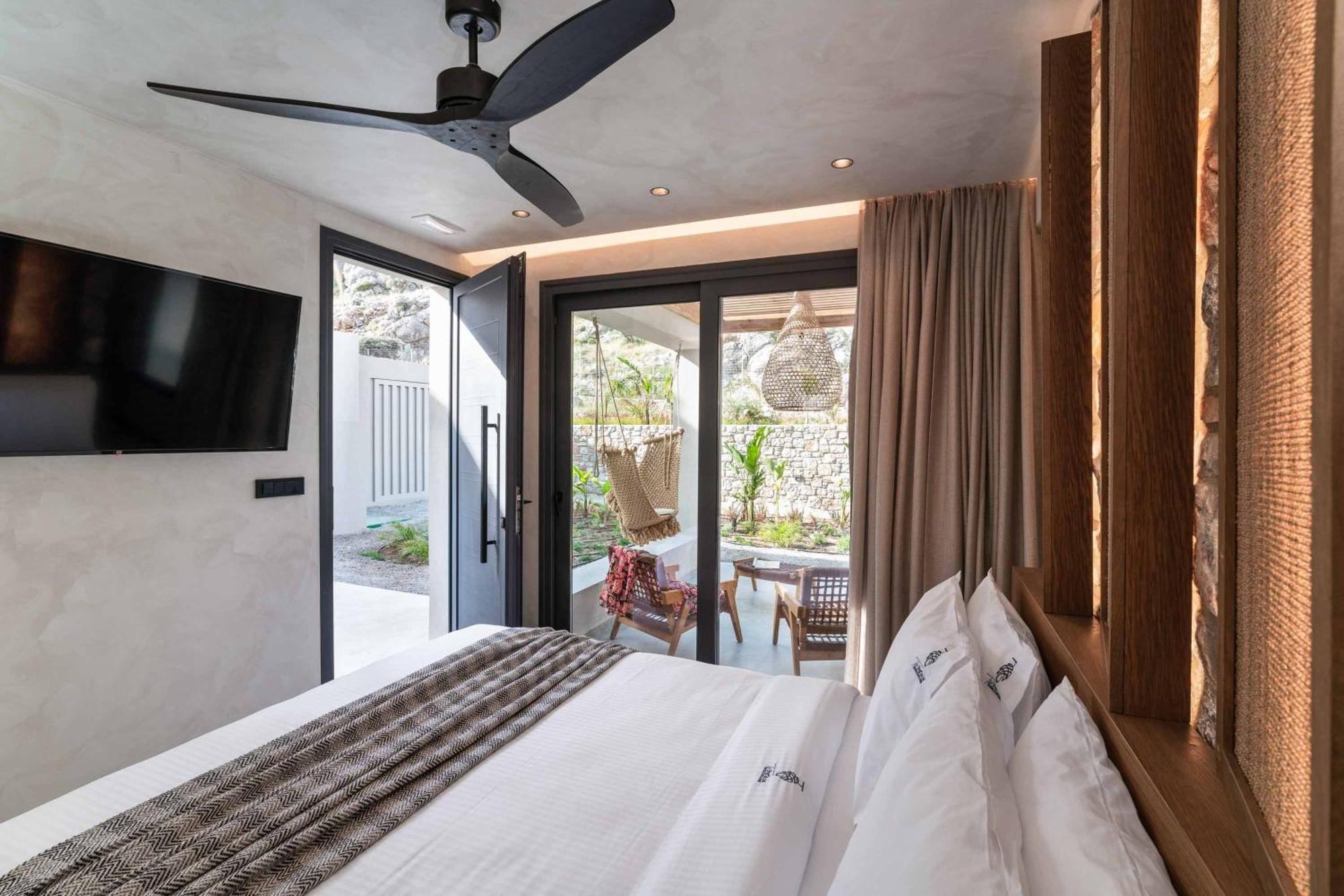 Helios Villa
